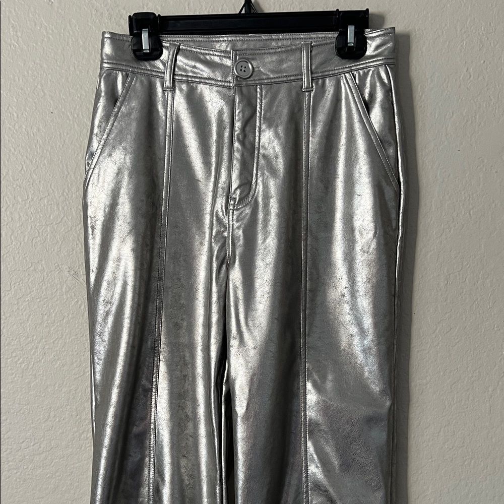 Nwt Lesley Evers Cheryl Silver Faux Leather Pants In Size S — image 2 of 8
